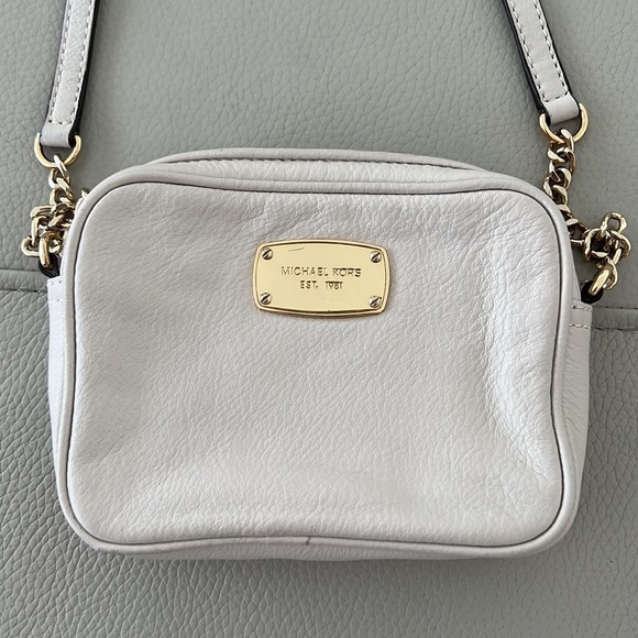 Beige Michael Kors Crossbody - Picture 2 of 10